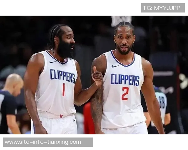 哈登谈与伦纳德的关系：我们是冷静团结的球员，情绪稳定不易动摇