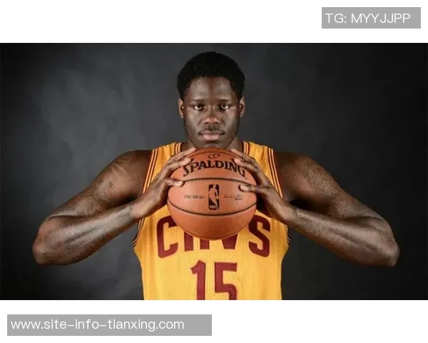 夸梅:单凭数据评判詹姆斯历史地位威少是否应被视为第一控卫 夸梅:单凭数据评判詹姆斯历史地位威少是否应被视为第一控卫